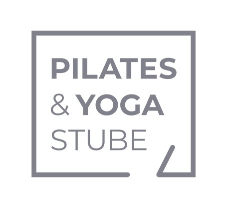 Quadratisches Logo mit einer symbolischen Tür und dem Text "PILATES & YOGA STUBE"